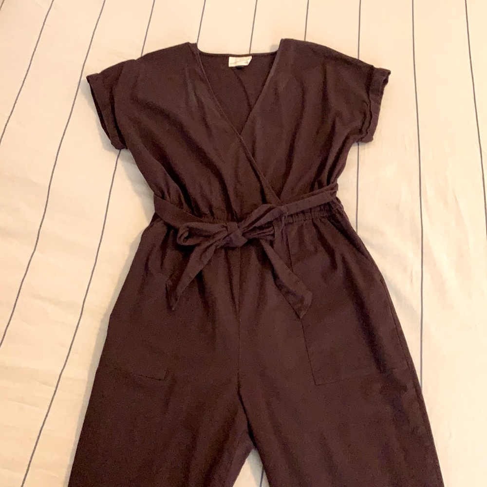 Universal Thread women’s jumpsuit